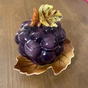 Grape ceramic